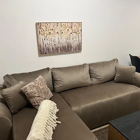 Dora Копаоник